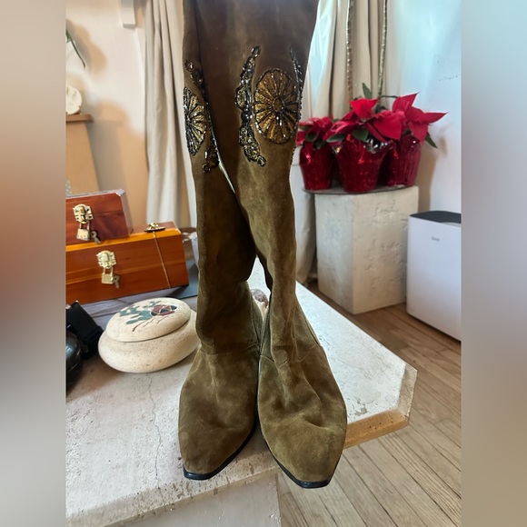 Suede boot - Picture 5 of 5